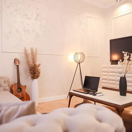 Apartament Oscar & Leo *