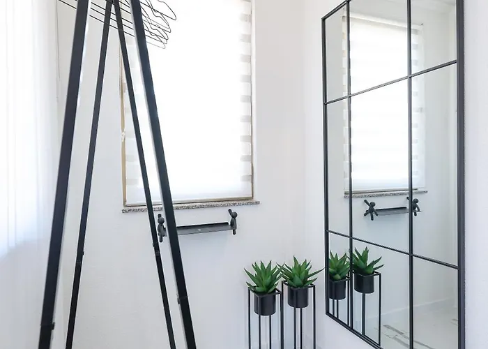 Oscar & Leo Lejlighed