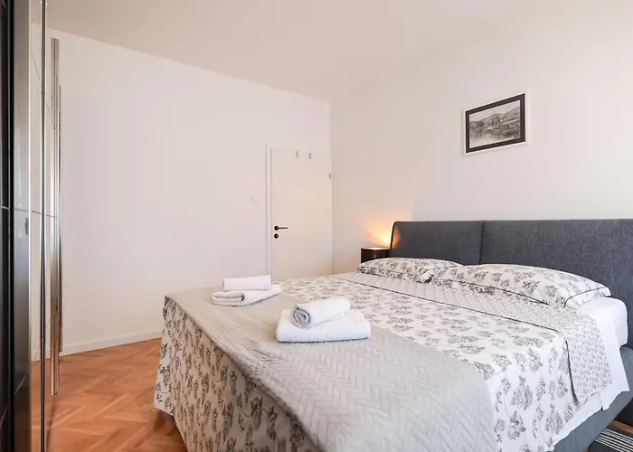 Apartman Oscar & Leo Zadar