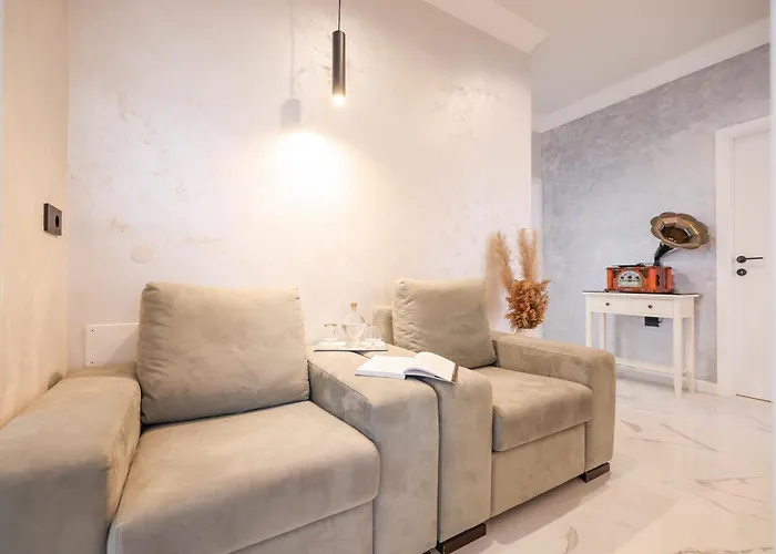 公寓 Oscar & Leo 扎达尔