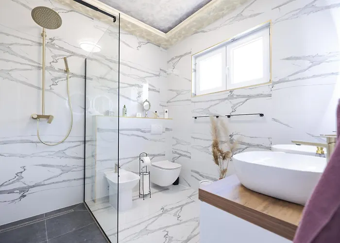 Oscar & Leo 公寓 *